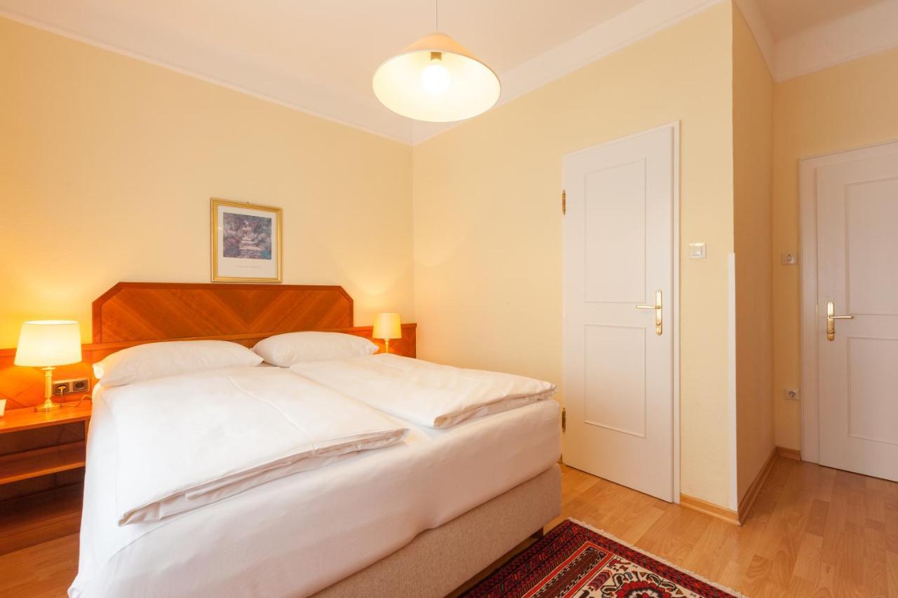Pension Elfy Baden Extérieur photo