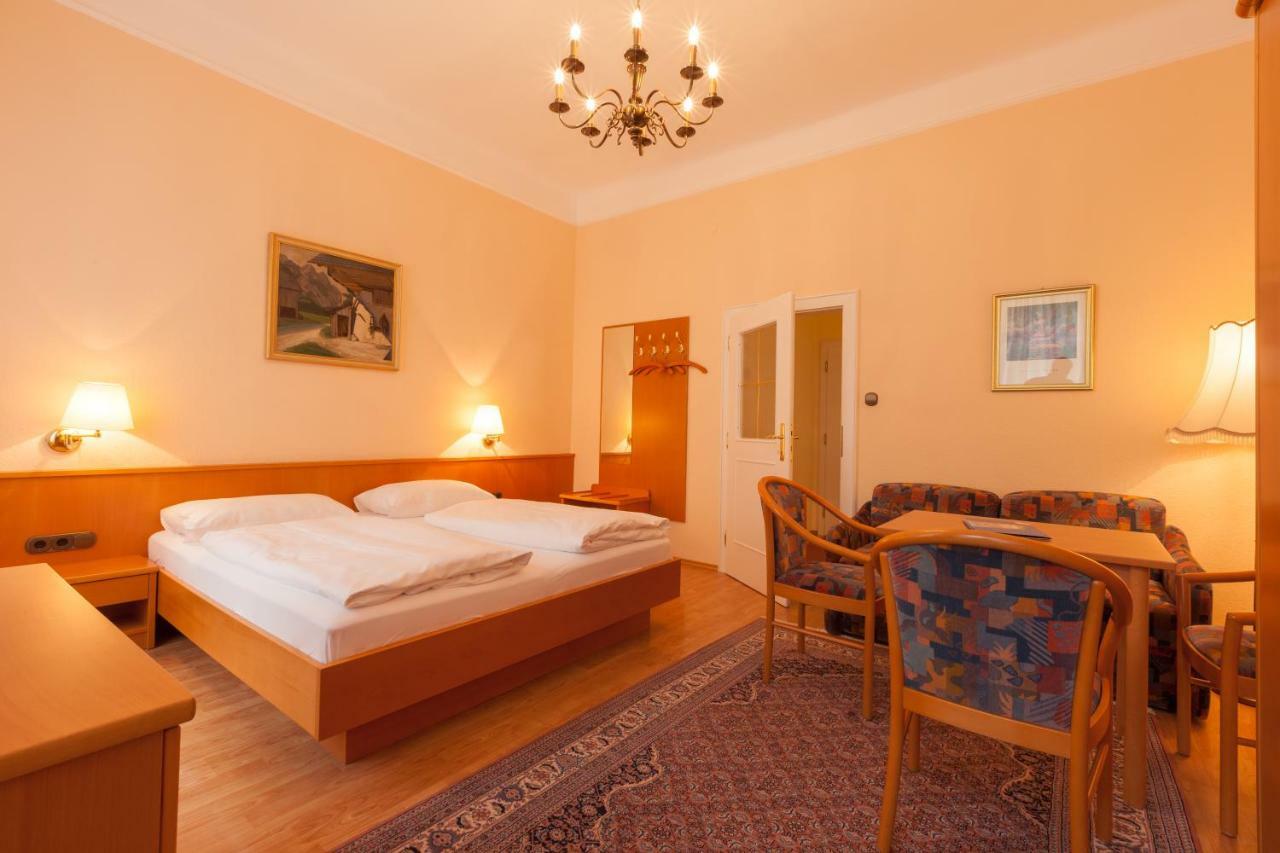 Pension Elfy Baden Extérieur photo